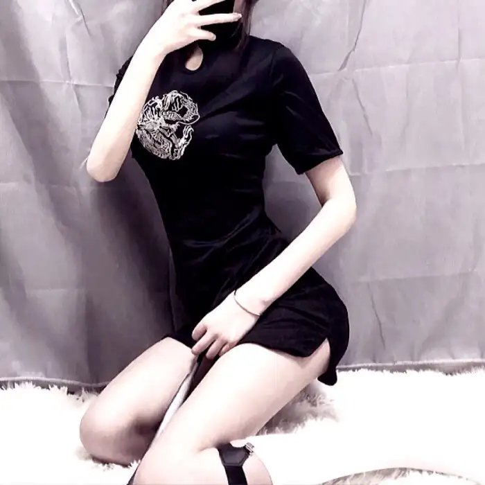 一村之长之贵妇还乡